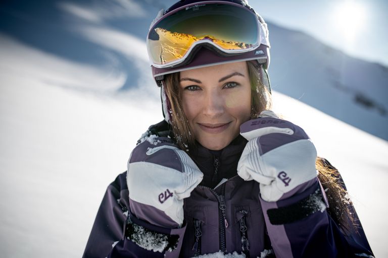 Sustainable EX4 gloves collection